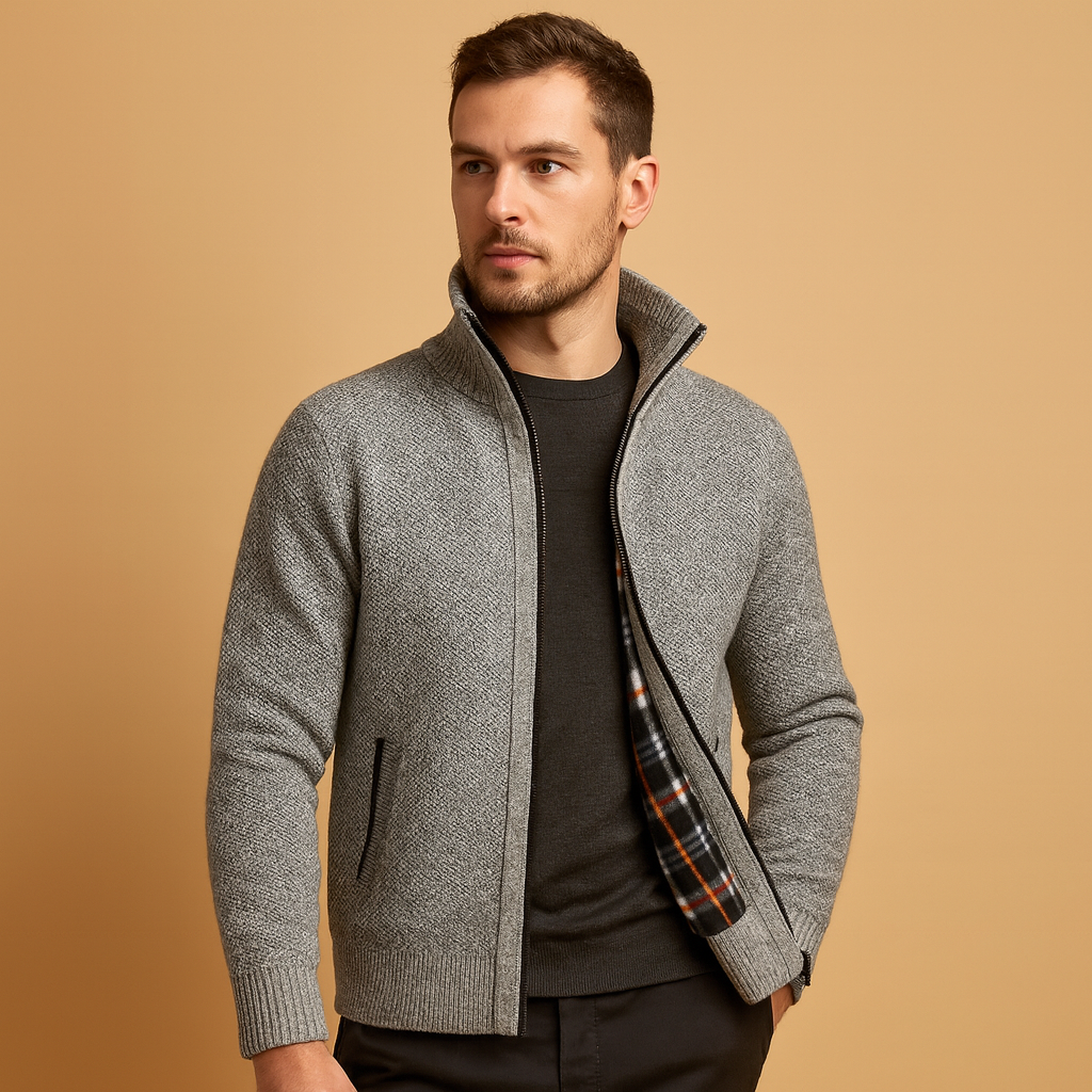 Men’s cable knit sweater with soft plaid lining, designed for warmth and timeless everyday style during autumn and winter.