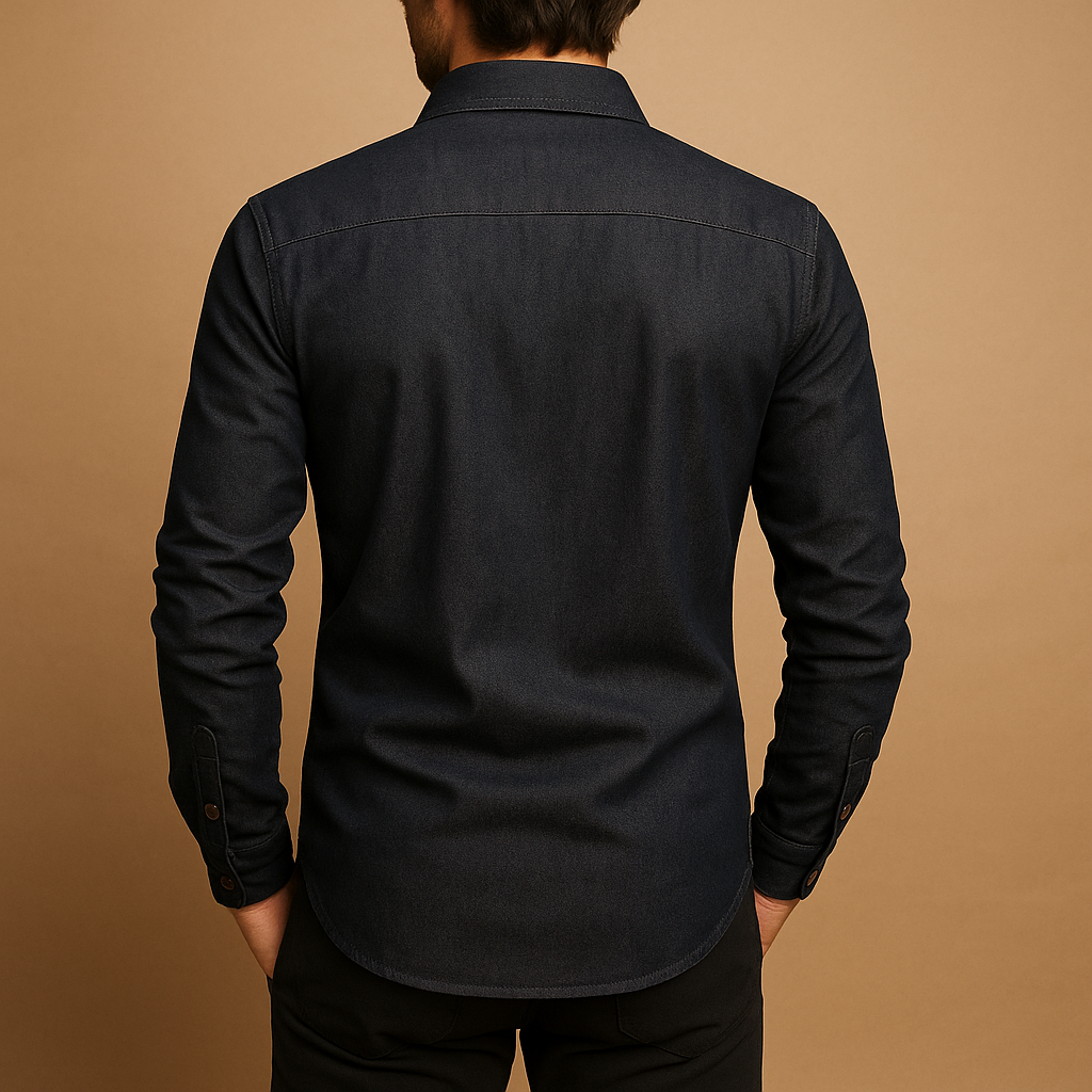 Casual cotton long sleeve shirt for men in black or navy blue with a relaxed fit and button closure. Ideal for summer days and versatile everyday wear.