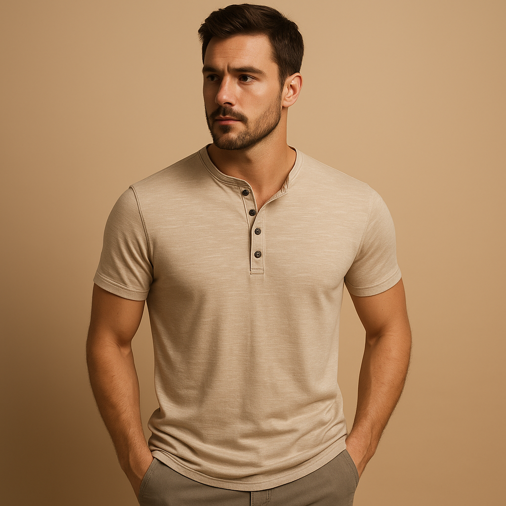 Men’s casual cotton t-shirt with regular fit, short sleeves, and classic crew neck, available in versatile colors for daily comfort.