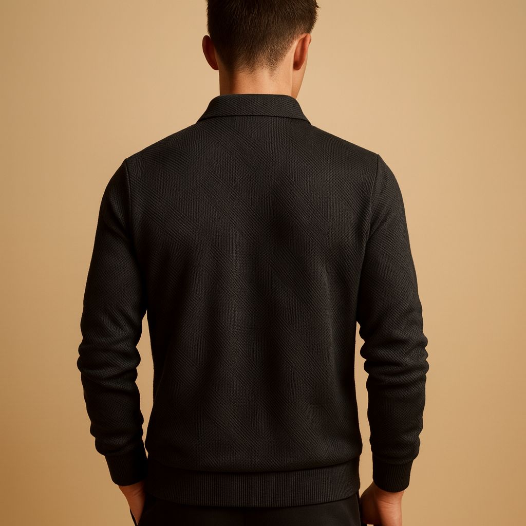 Men’s geometric quarter-zip polo sweater with a soft fabric and modern fit, ideal for stylish autumn and winter outfits.