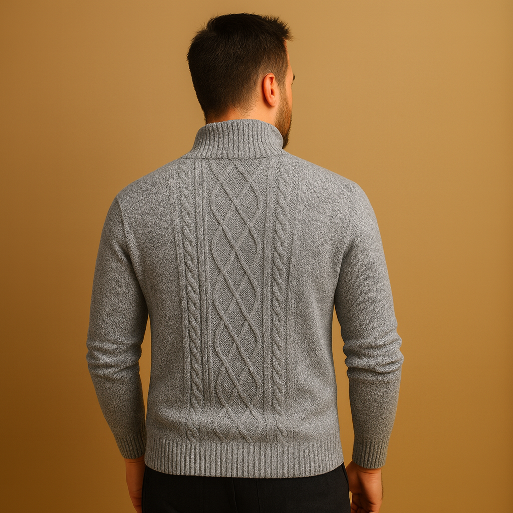 Men’s cable knit sweater with soft plaid lining, designed for warmth and timeless everyday style during autumn and winter.