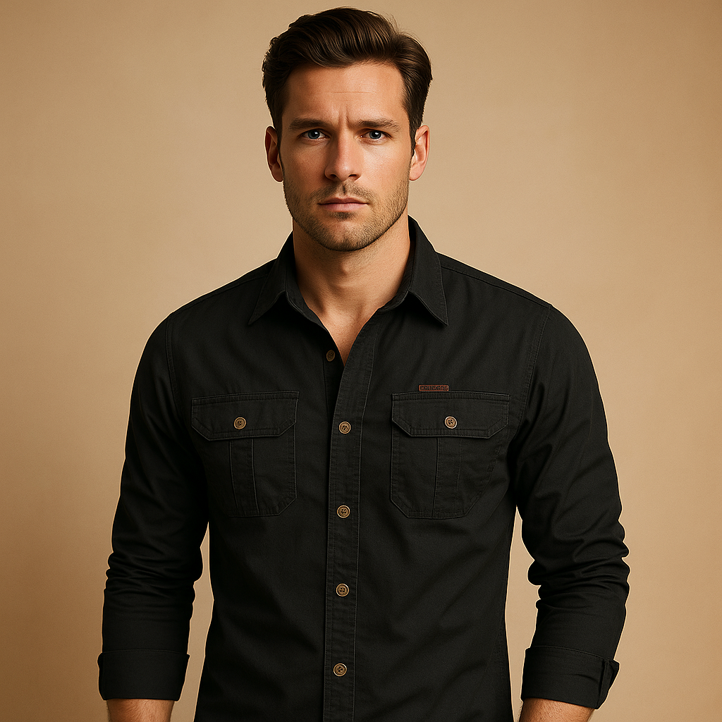 Men’s cargo cotton shirt with chest pockets and relaxed fit, perfect for casual wear and outdoor activities.