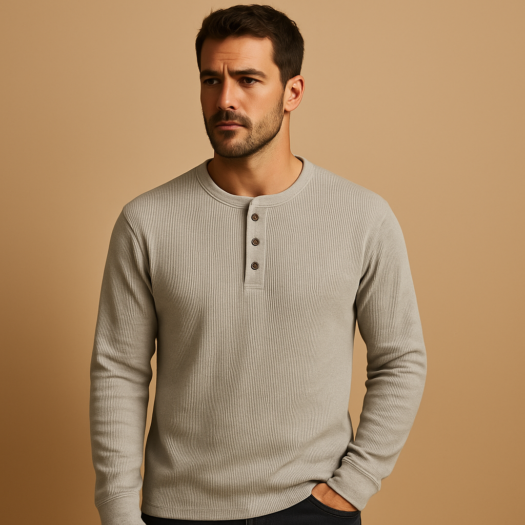 Men’s casual long sleeve shirt Dylan with relaxed fit, available in neutral and seasonal colors. Perfect for daily wear, weekends, and casual outfits.