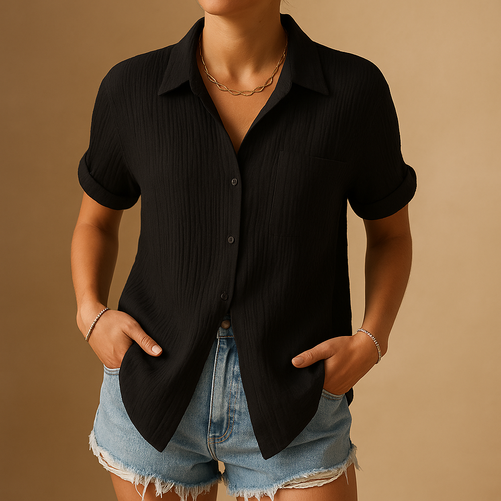 Casual women’s polo shirt with short sleeves and chest pocket, perfect for summer days, casual outings, and everyday wear.