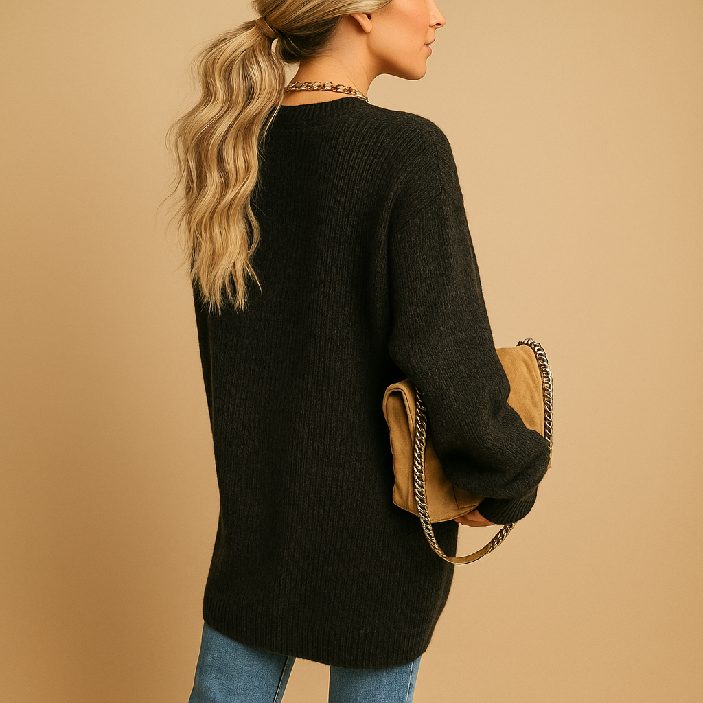 Women’s classic knitted cardigan with relaxed fit, open front design, and breathable soft fabric. Ideal for layering in winter and transitional seasons.