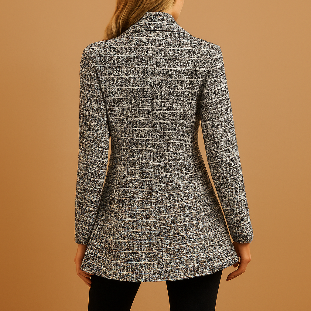 Women’s plaid tailored blazer with a flattering fit and luxury fabric blend, ideal for work, formal outfits and casual chic looks.