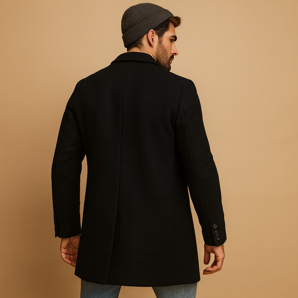 Elegant wool blend coat for men with relaxed fit and warm insulation, perfect for formal and everyday wear in autumn and winter.